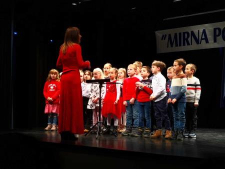 Mirna poje 2023, foto Borut Metelko